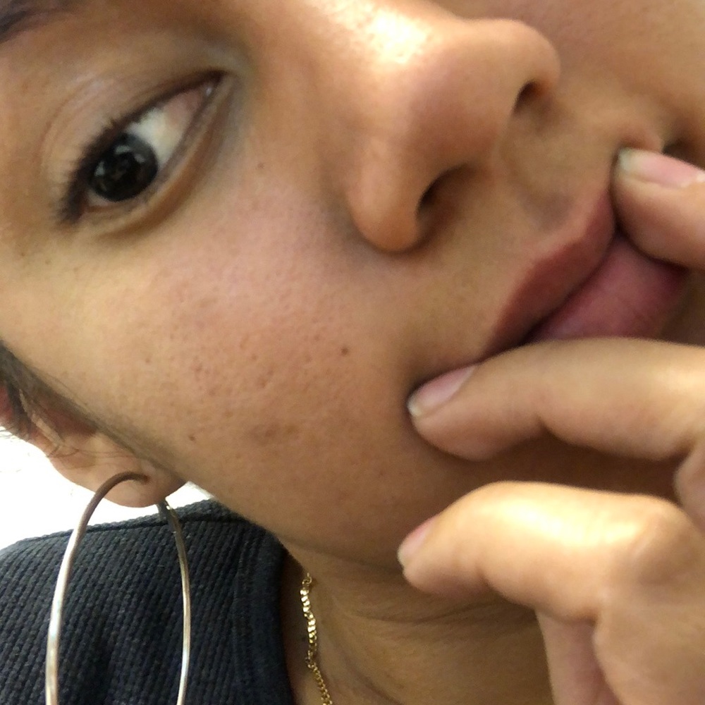 Meet your Posher, Emilia